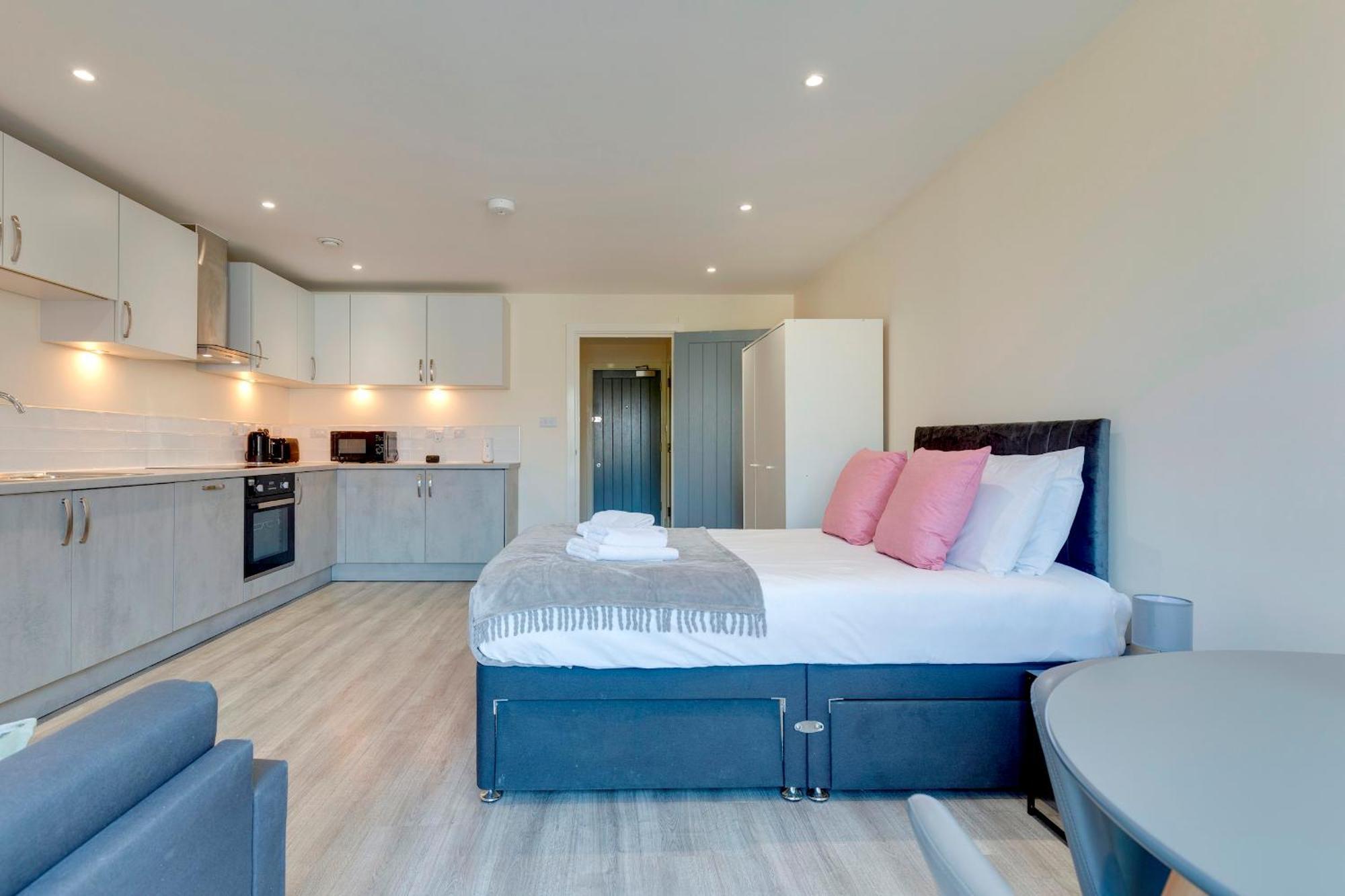 Spacious Comfortable And Modern Unit Pass The Keys * Cambridge (Cambridgeshire)