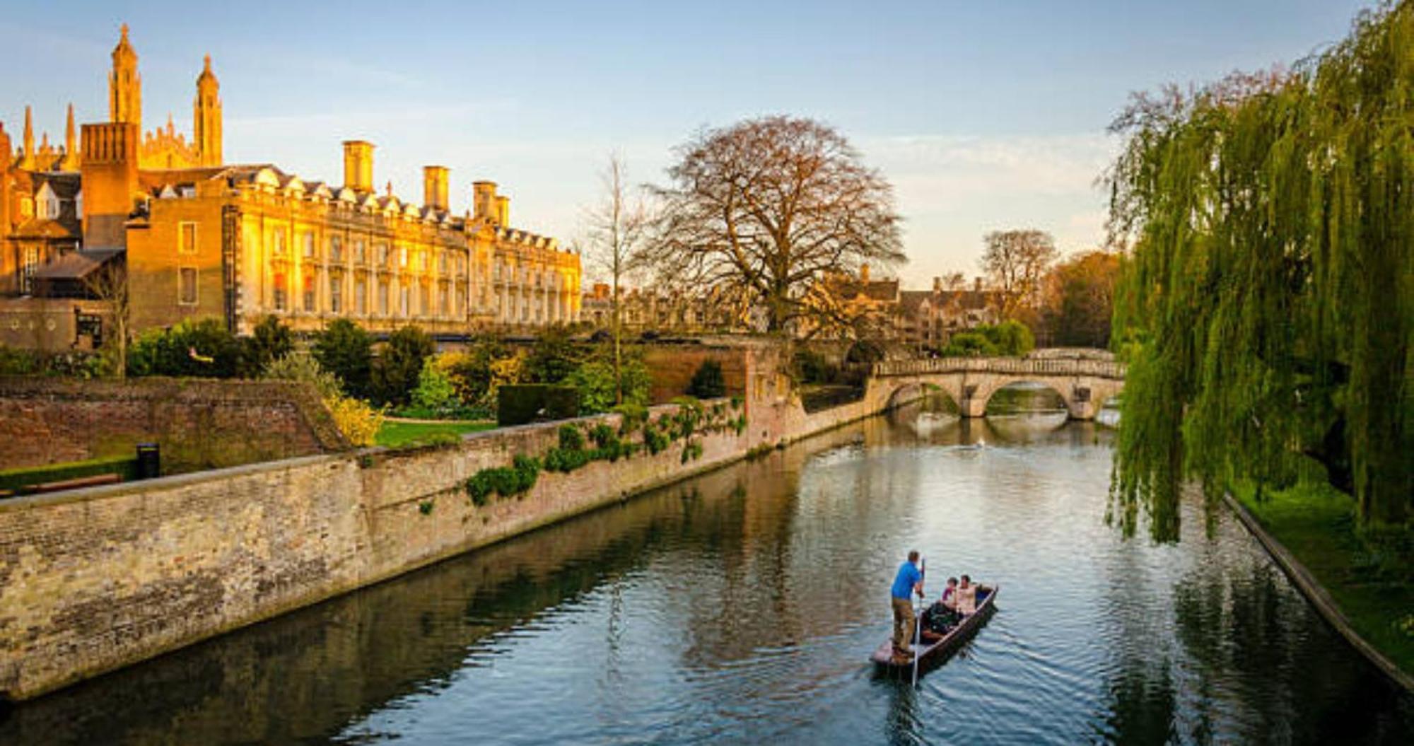 Cambridge Stays - Apartment At Addenbrooke Hospital And Bio Campus - Free Private Parking *