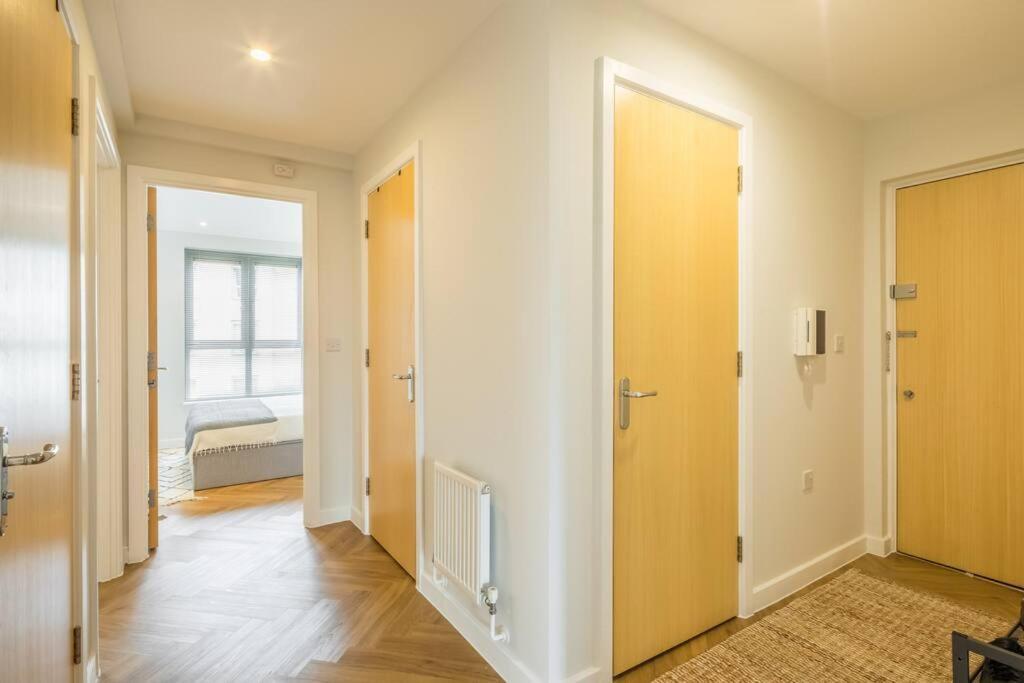 Executive 2br Next To Station + Parking * Cambridge (Cambridgeshire)