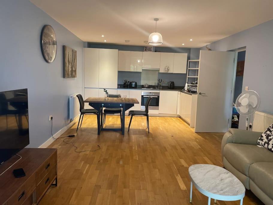 Apartment Cozy And Modern Near Addenbrookes Hospital Cambridge (Cambridgeshire)