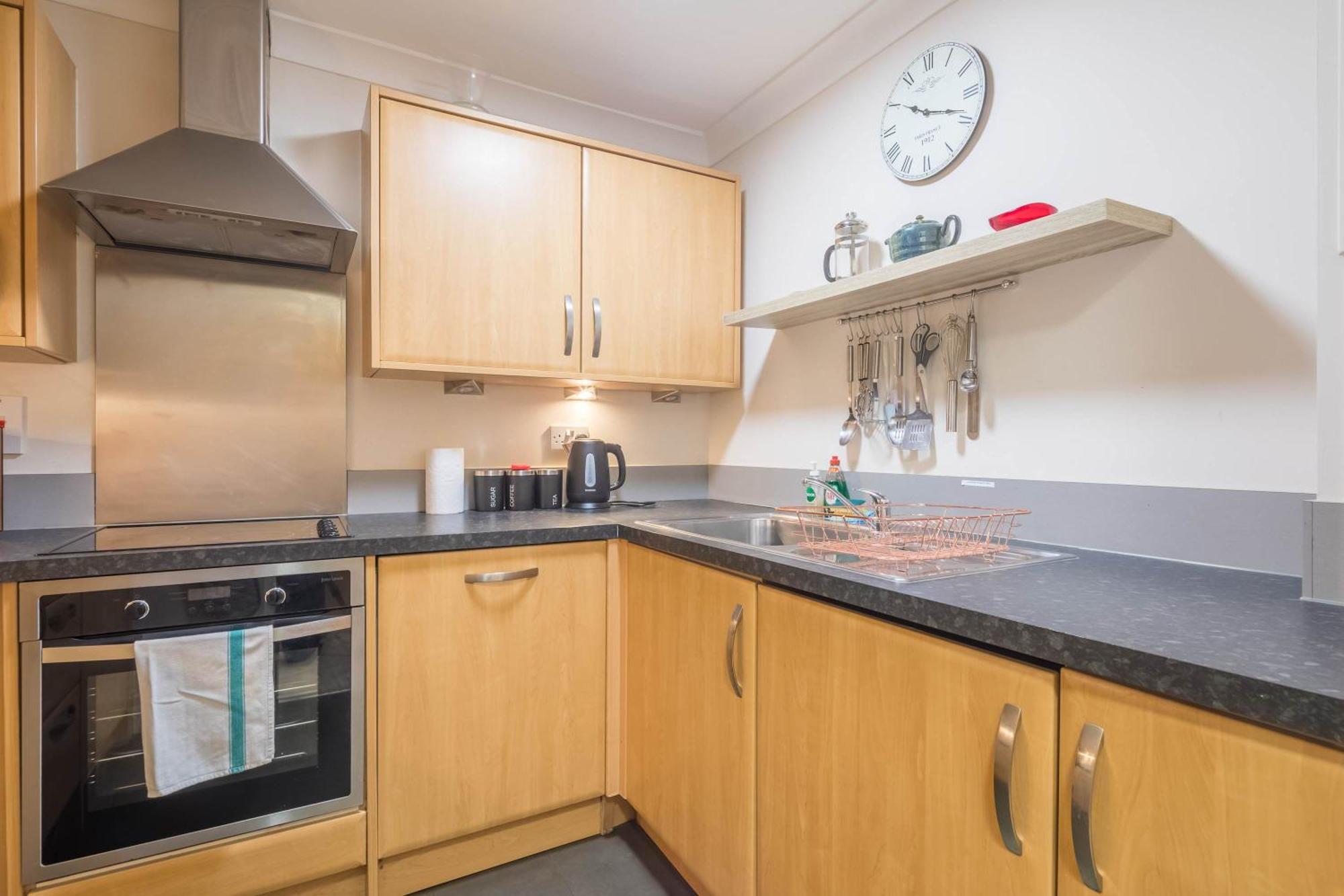 Fabulous 3bed - With Parking