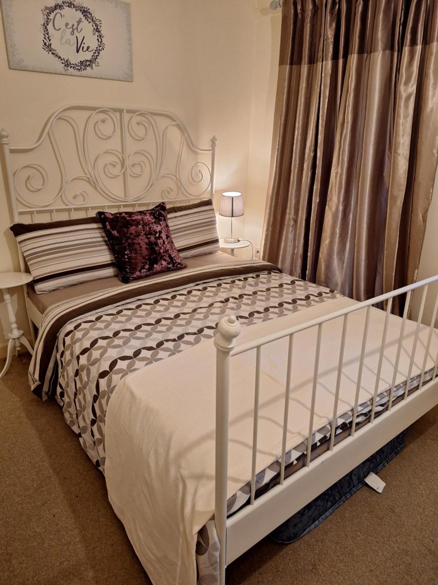The Cosy Queen Apartment