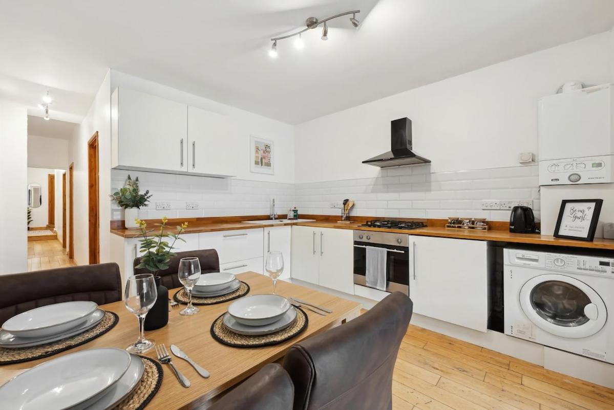 Apartment Chic 2 Bed With Free Parking & Garden Cambridge (Cambridgeshire)