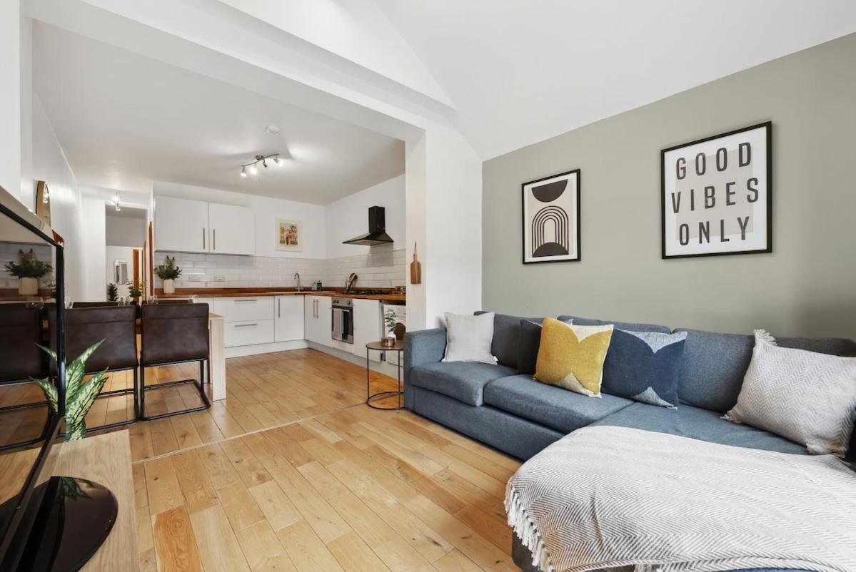 Chic 2 Bed With Free Parking & Garden Apartment Cambridge (Cambridgeshire)