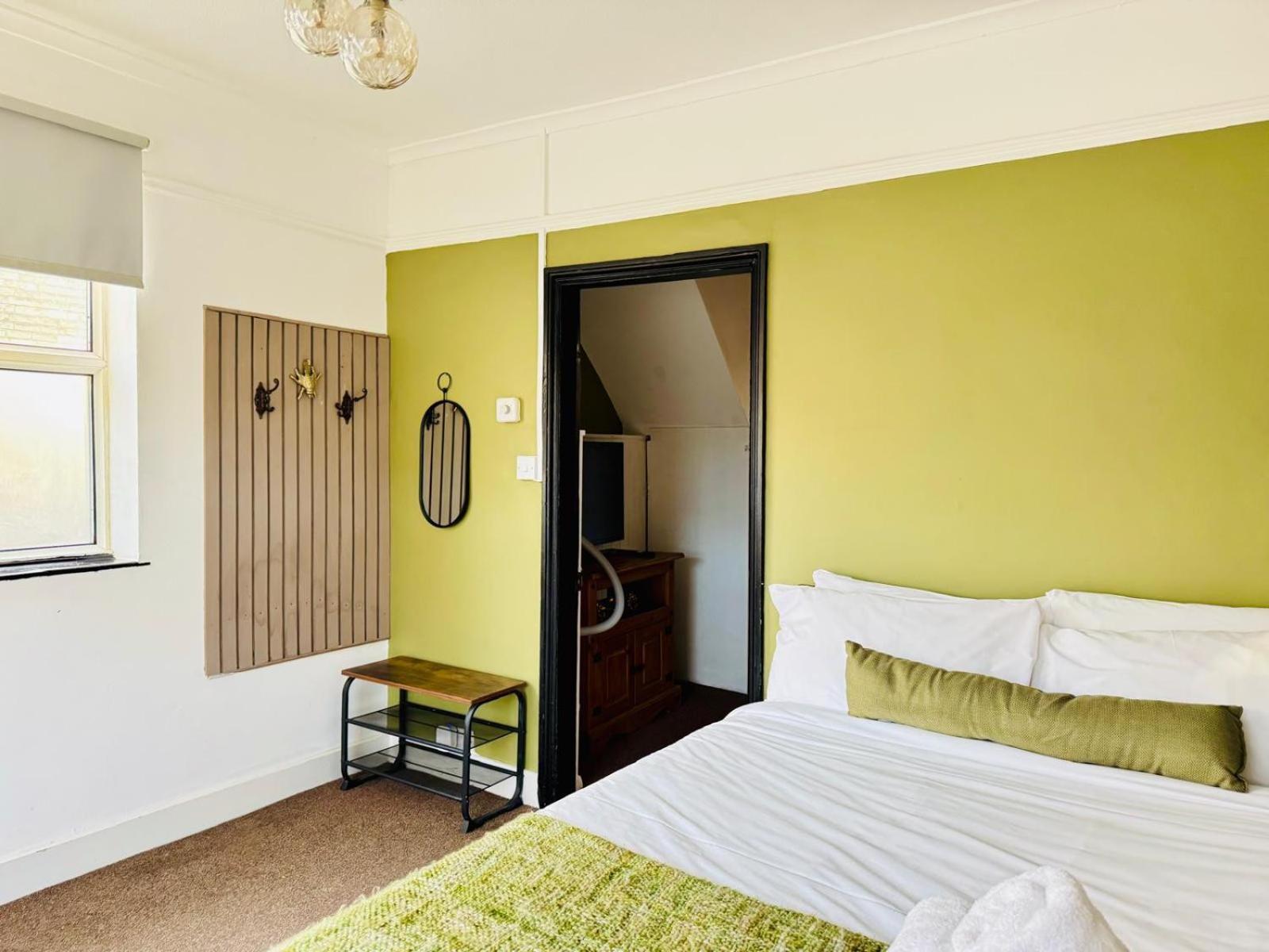 Jasper's Pet-friendly Family Haven *