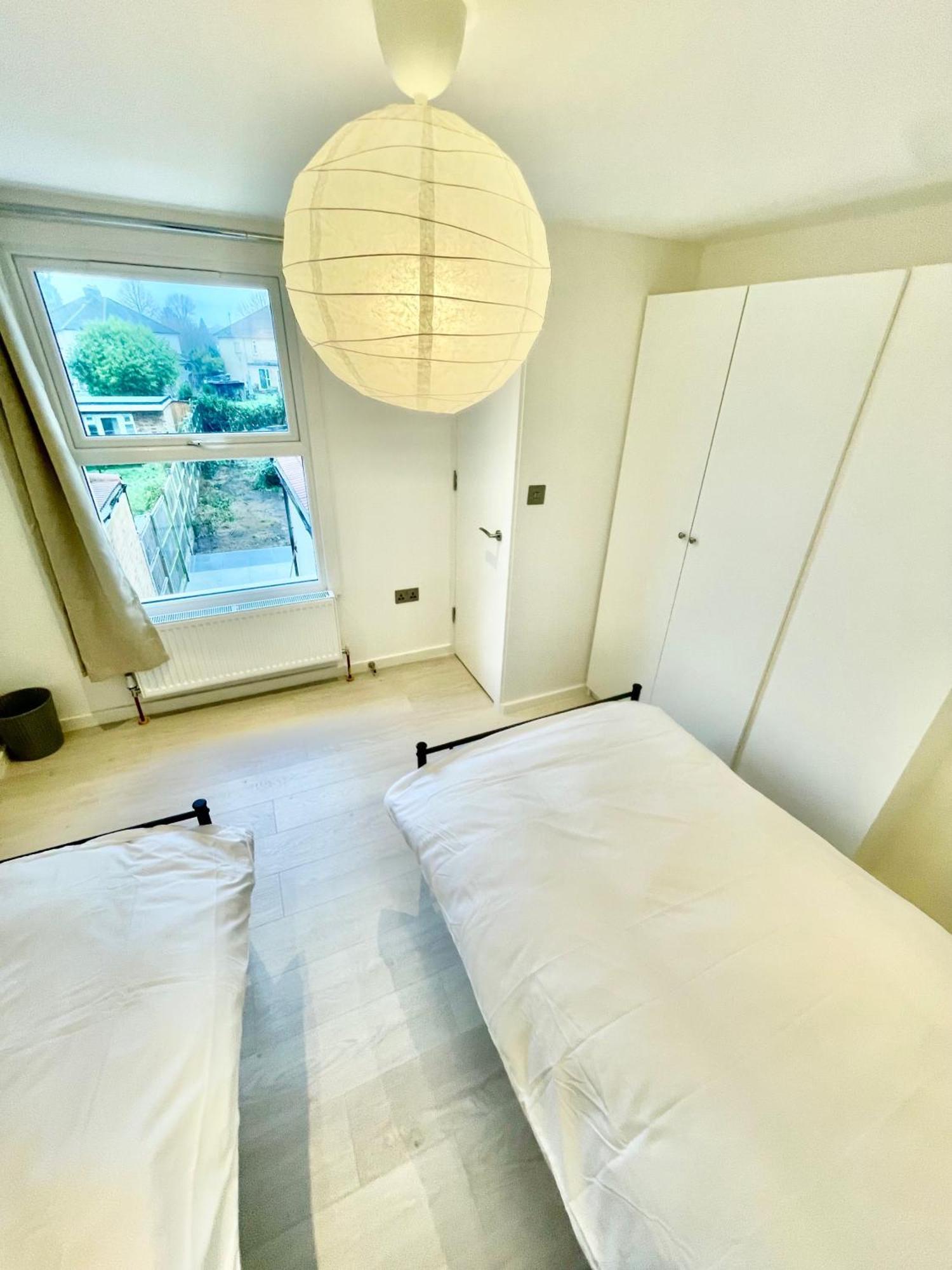 Cozy 2 Bedroom 5 Sleep