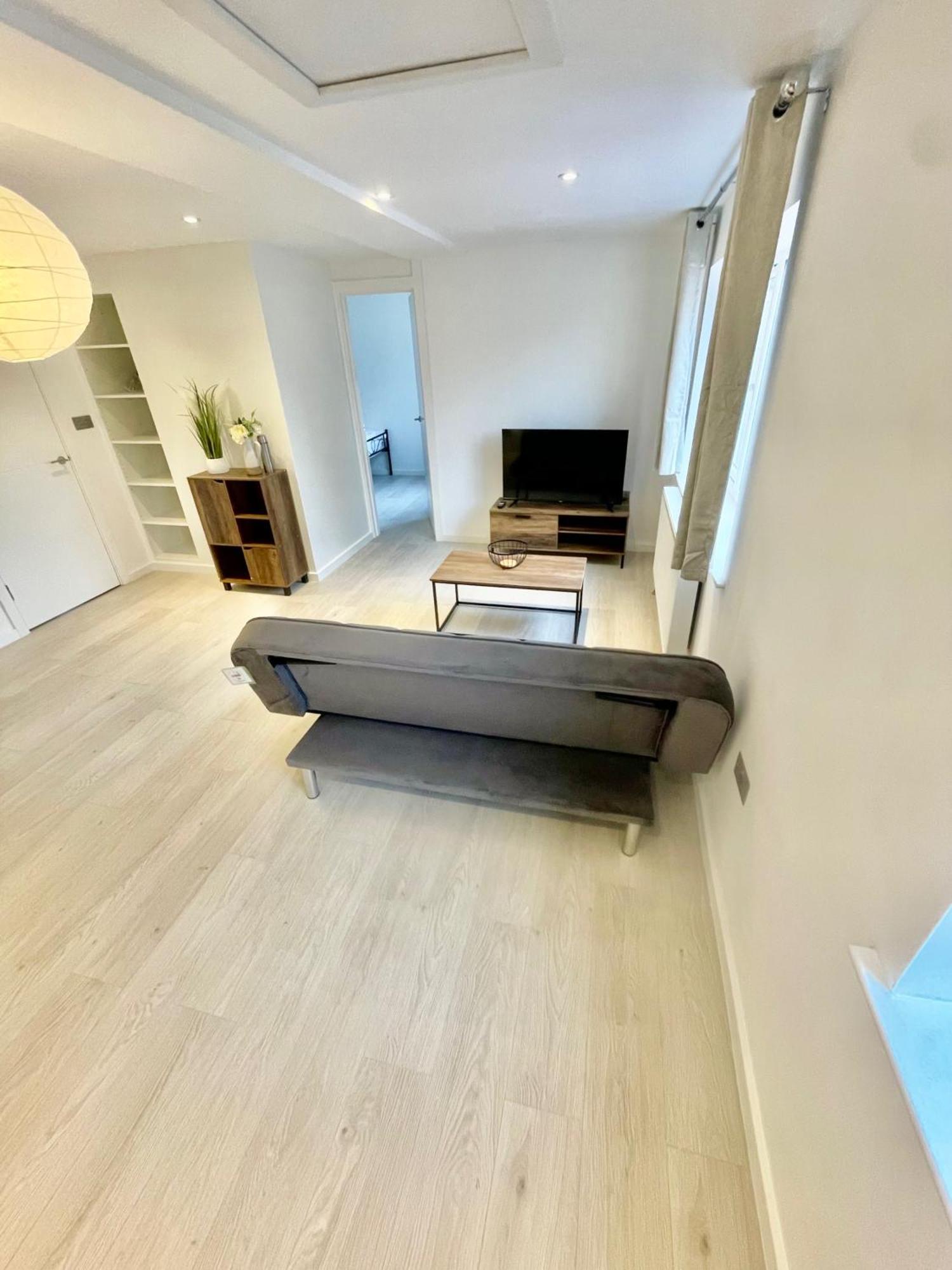 Apartment Cozy 2 Bedroom 5 Sleep