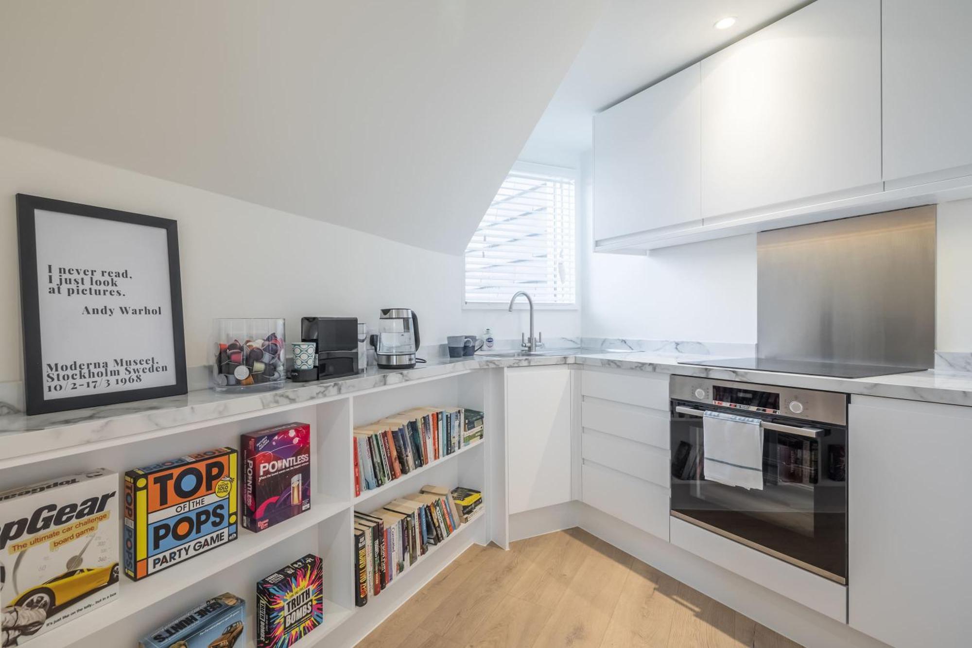 Beautiful With Parking Apartment