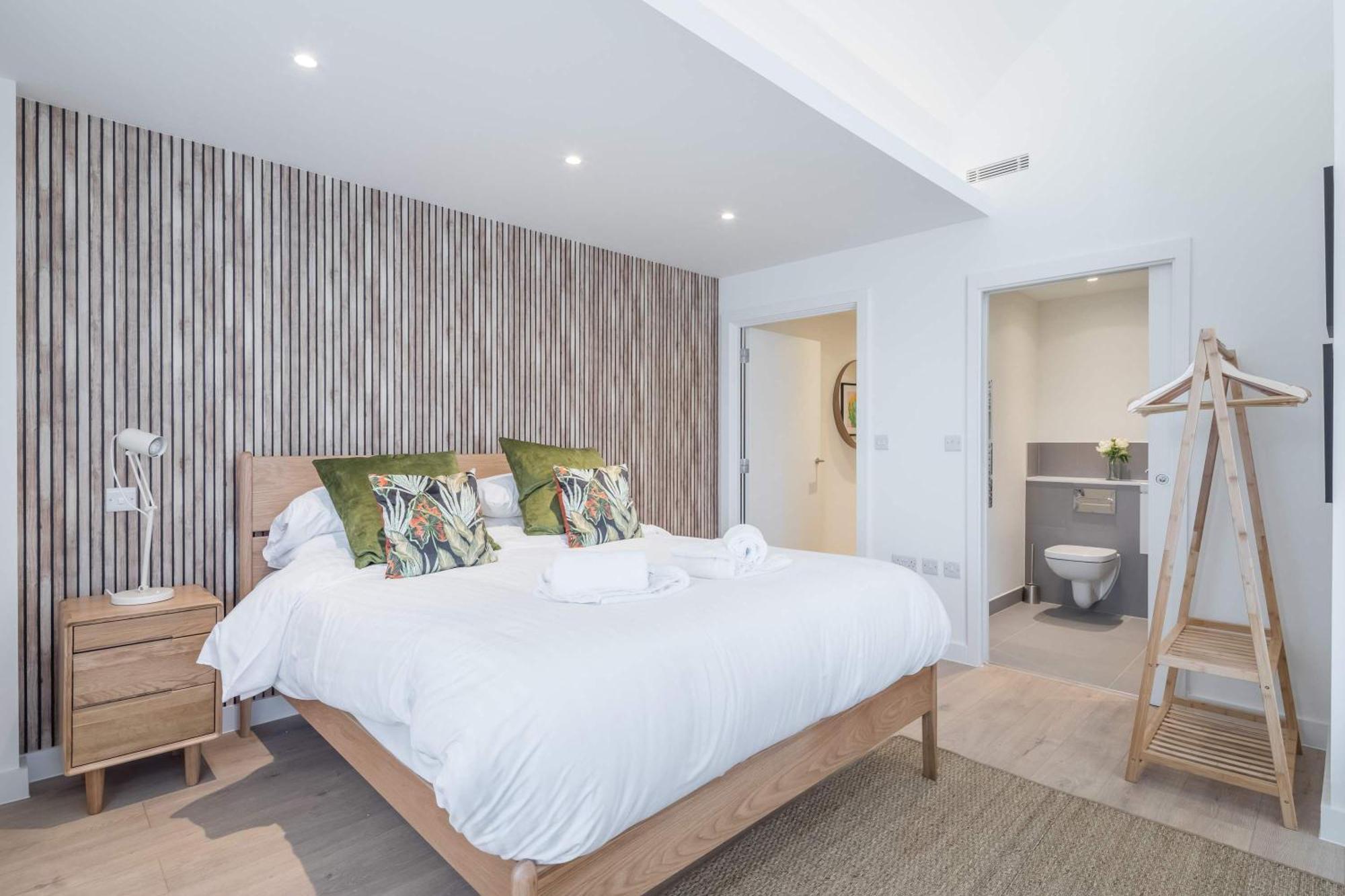 Stunning - Balcony & Parking * Cambridge (Cambridgeshire)