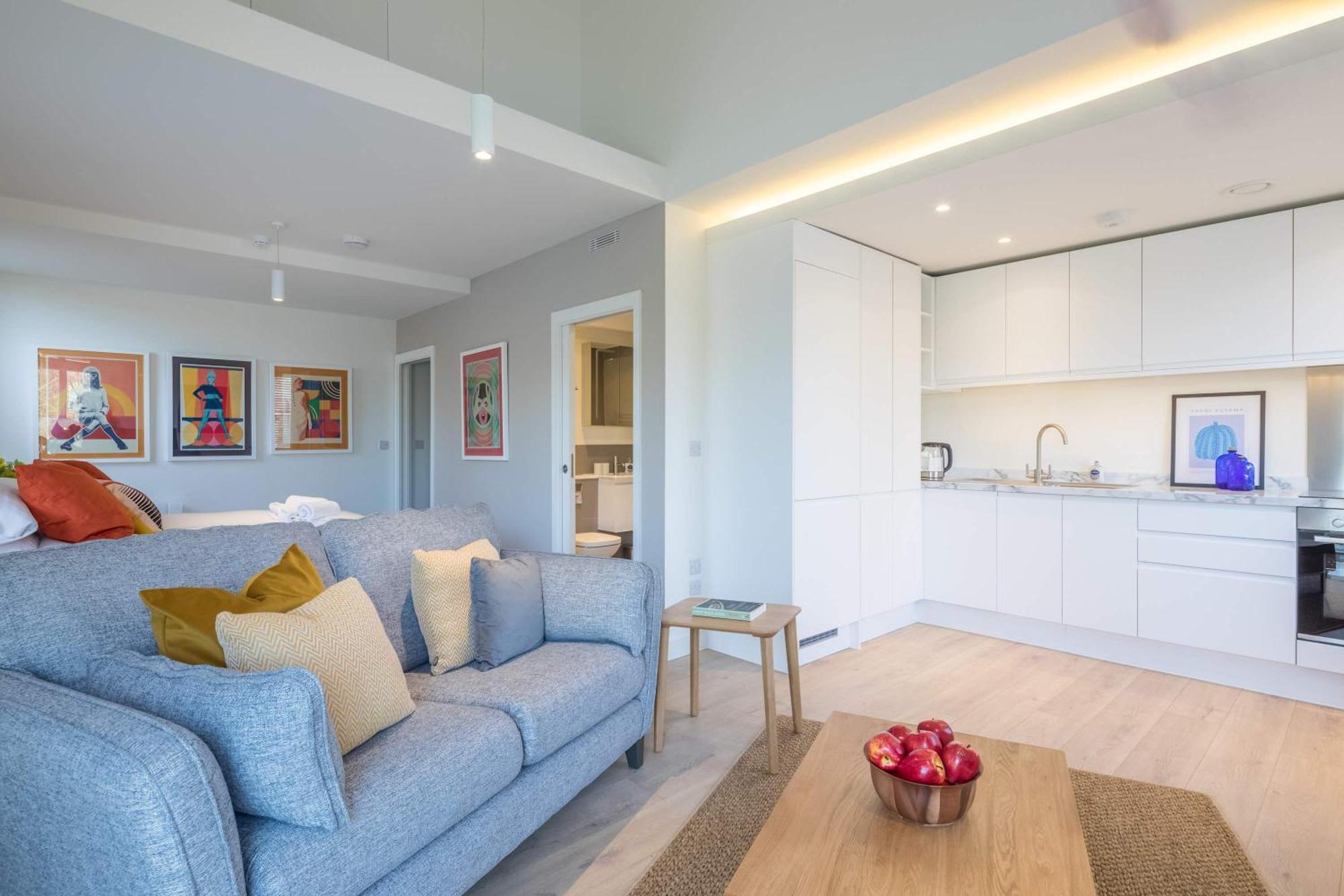 Apartment Luxury Riverside Views & Parking