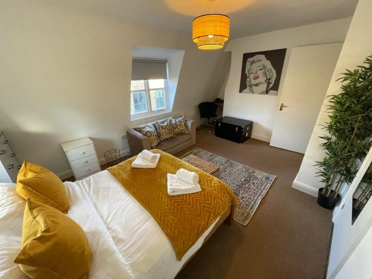 Next To Park 3 Bedroom V
