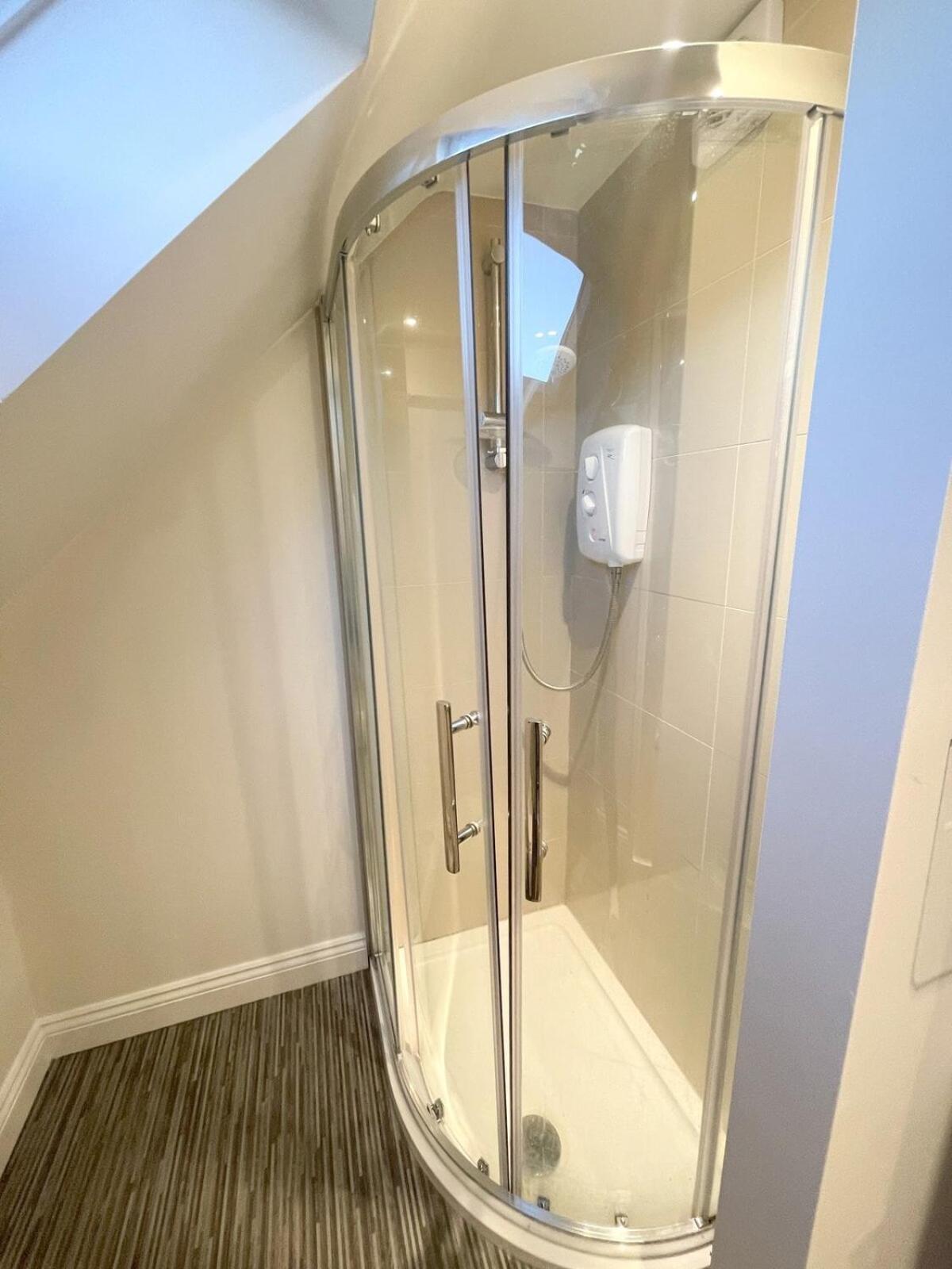 Apartment Loft In Location Near Station - Homehost *