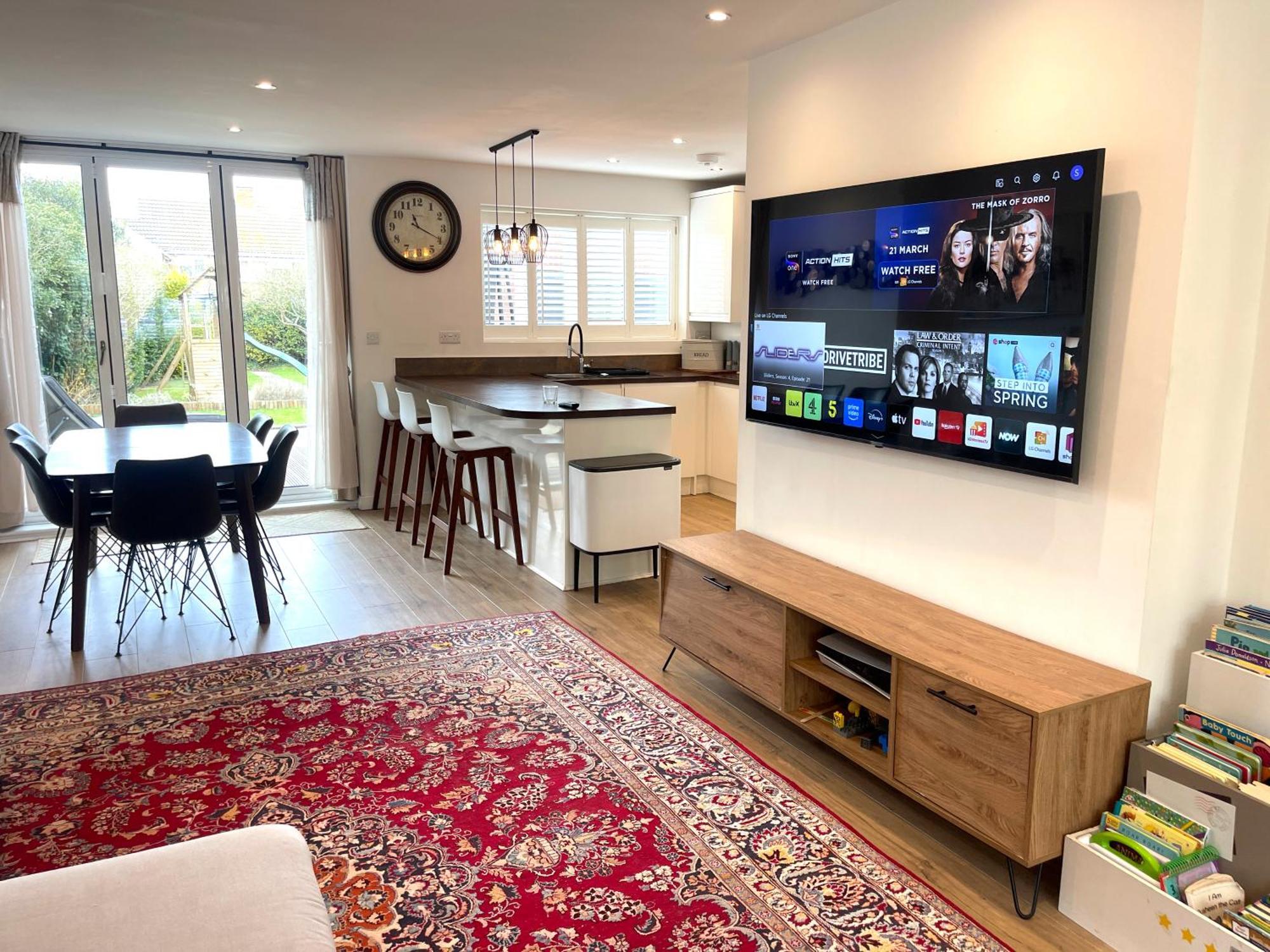 Luxurious Large Open Plan Family - Walk To Addenbrookes - Homehost *