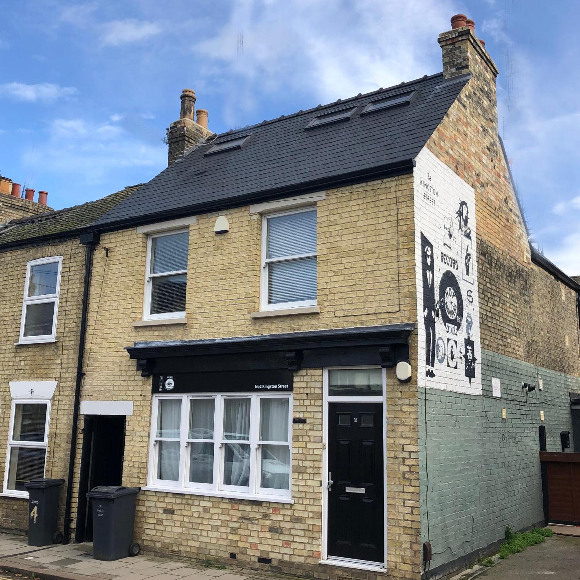 Apartment Loft In Location Near Station - Homehost