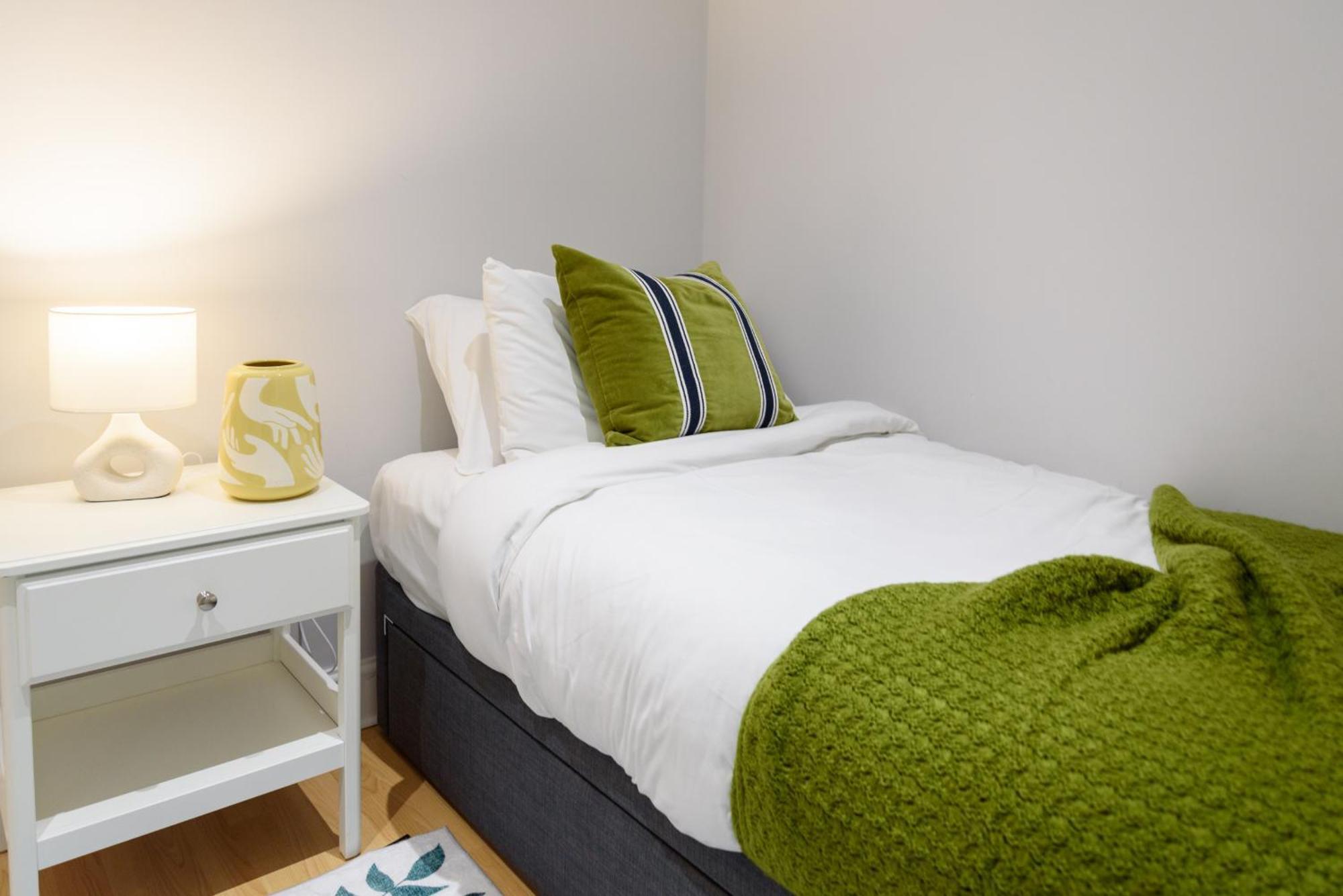 Spacious And House On The River Cam Holiday home Cambridge (Cambridgeshire)
