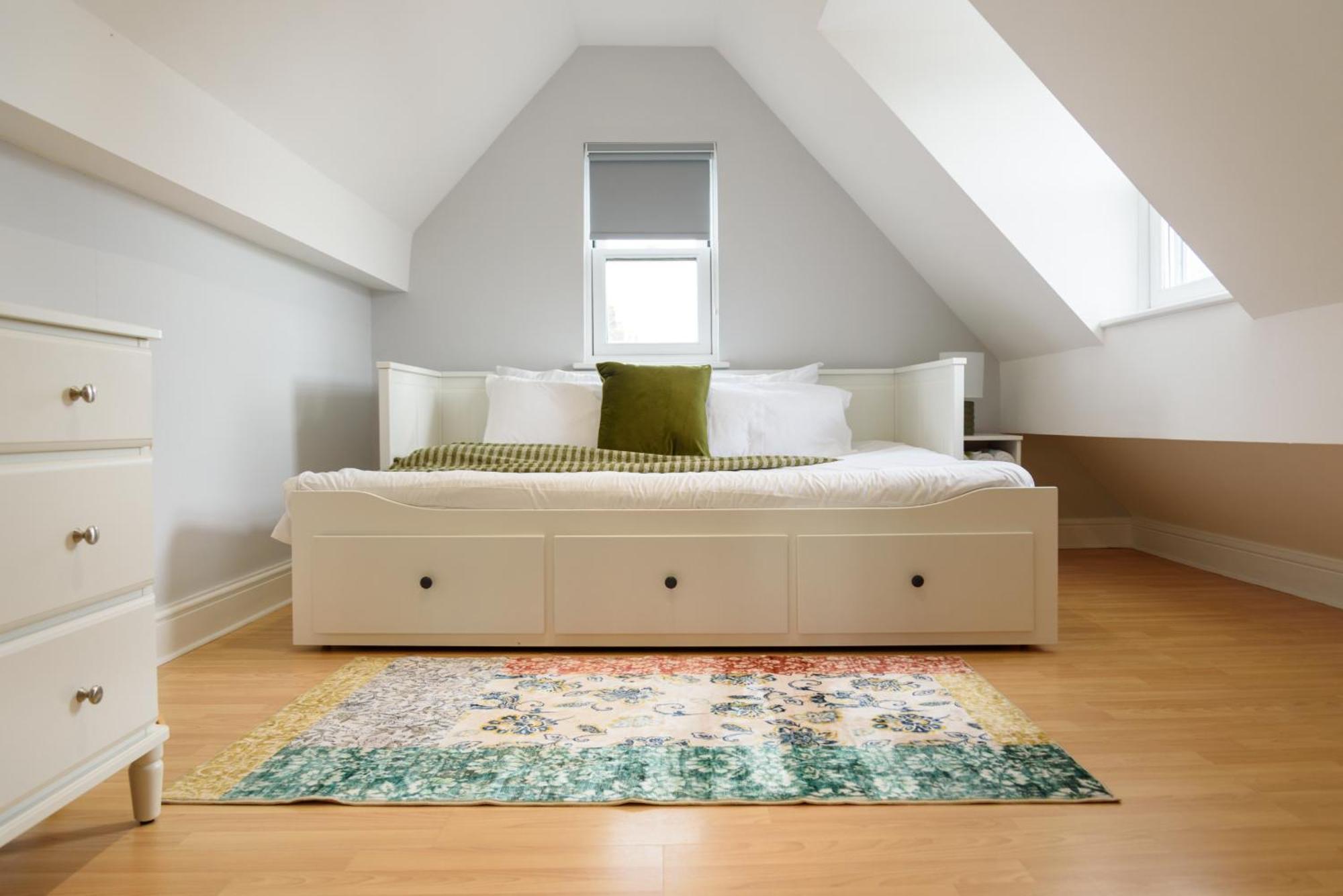 Spacious And House On The River Cam *