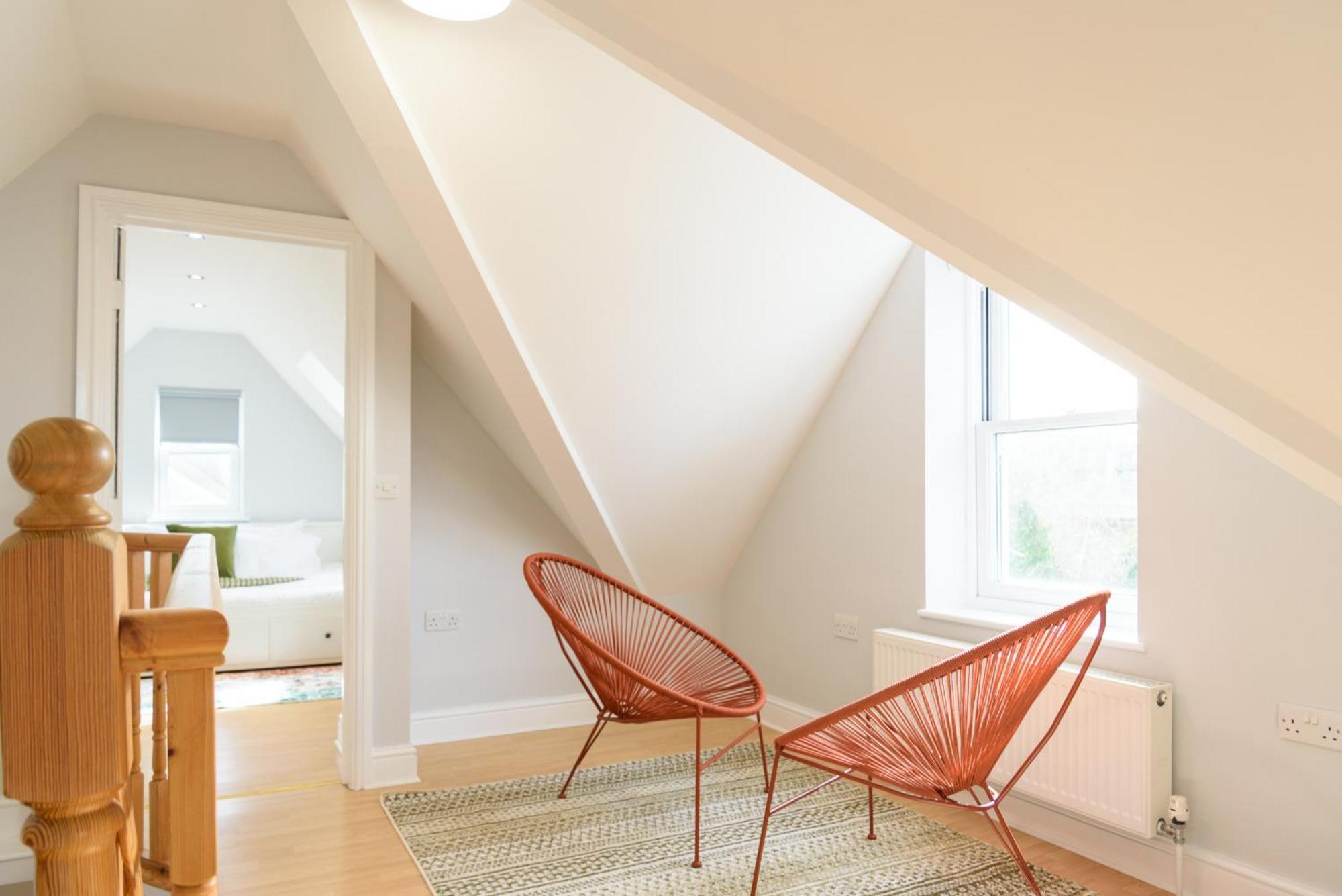 Spacious And House On The River Cam Holiday home
