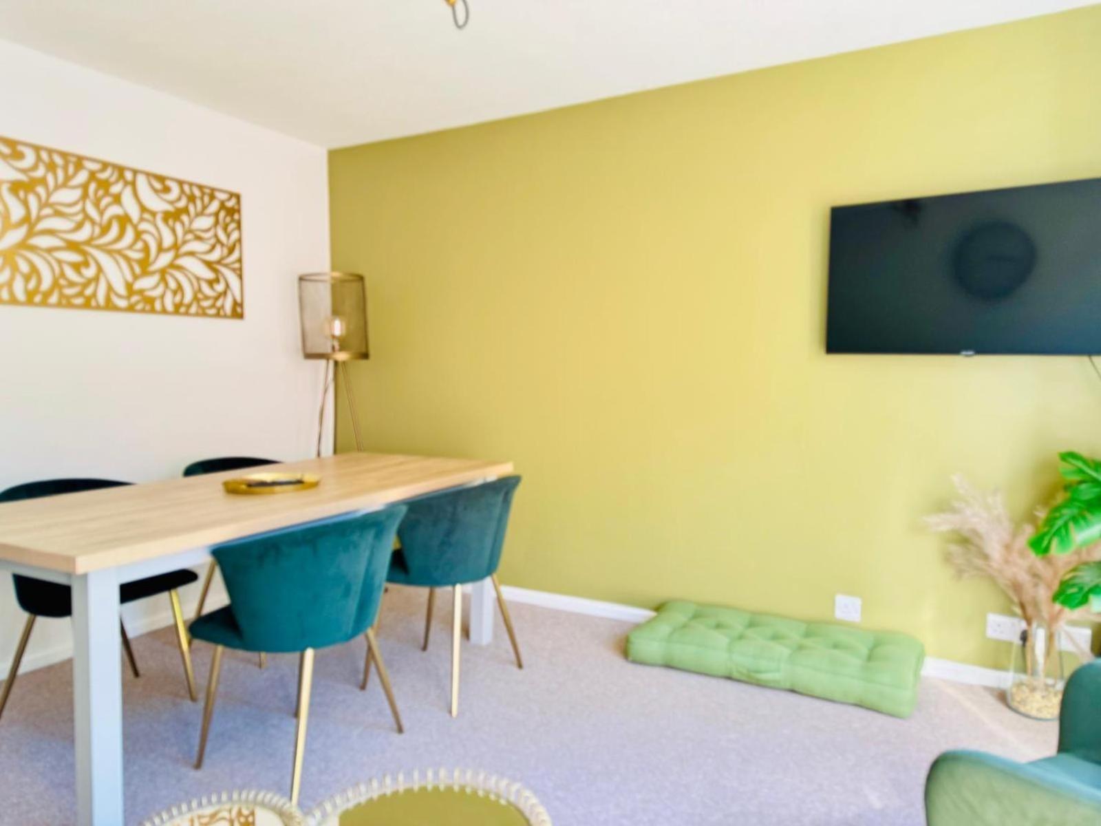 Holiday home Jade's Cozy Retreat: Pet-friendly 2-bed With Garden *