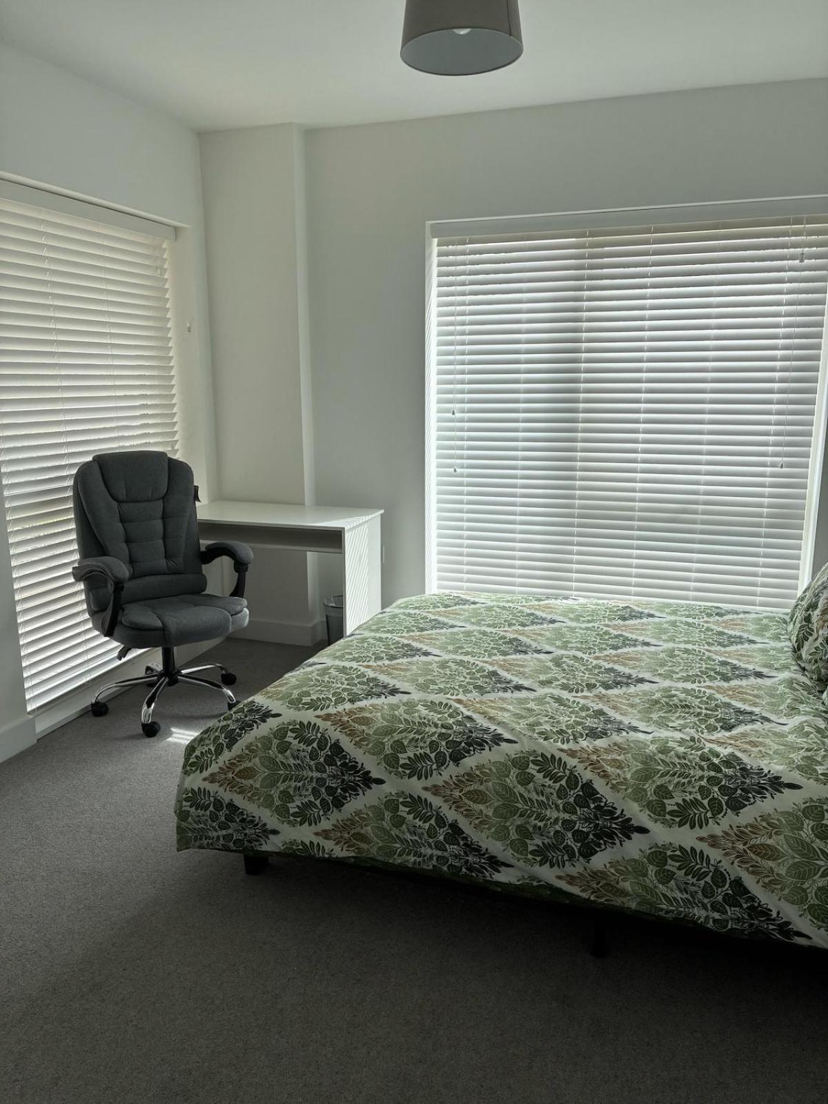 Fully Furnished 2 Bedroom Complete For 5 Guest * Cambridge (Cambridgeshire)