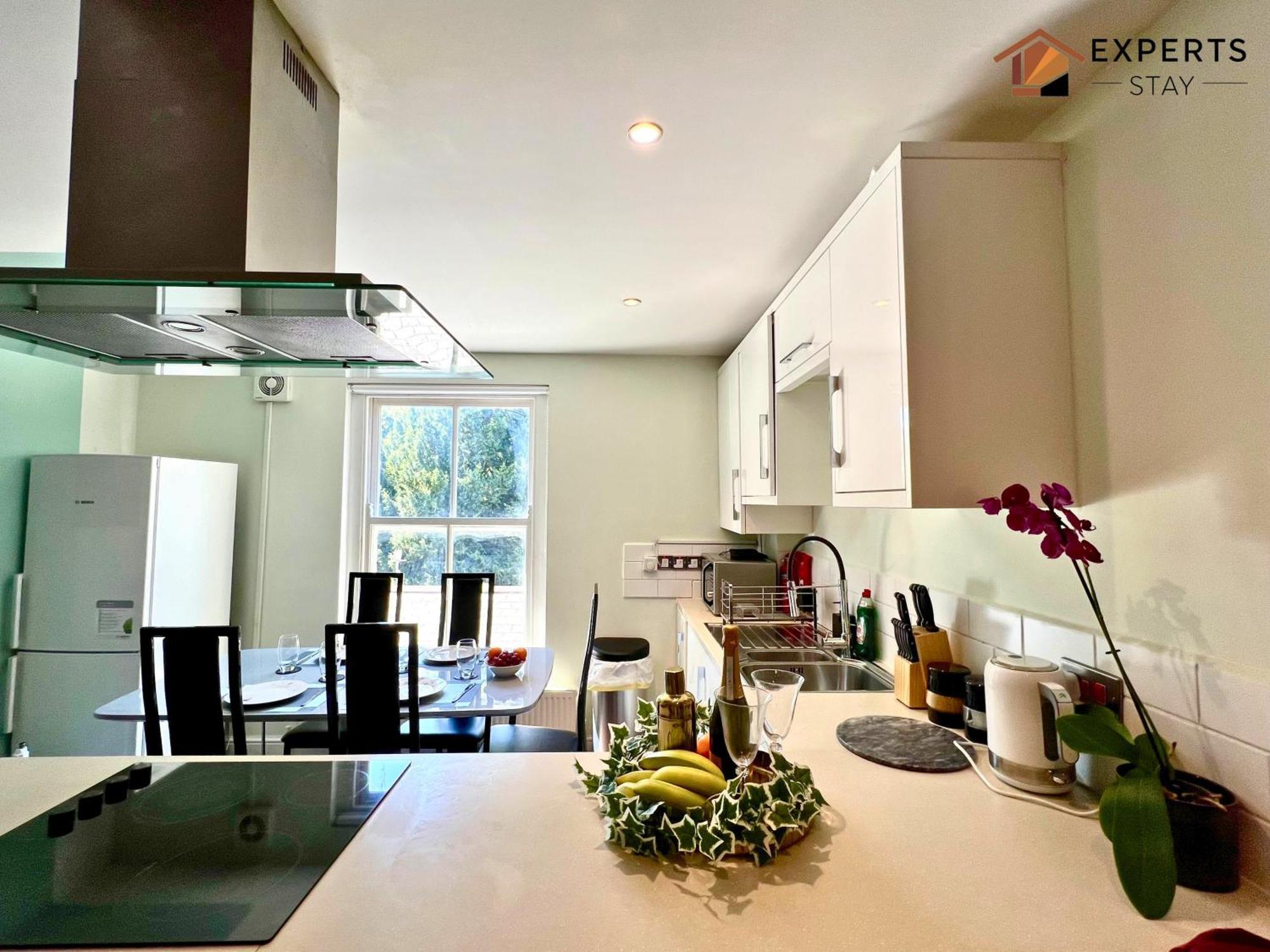 Apartment Expert 2 Bedroom