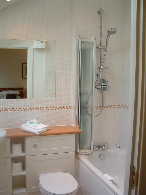Your Space - Manor House * Cambridge (Cambridgeshire)