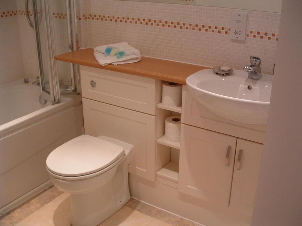 Your Space - Manor House Apartment