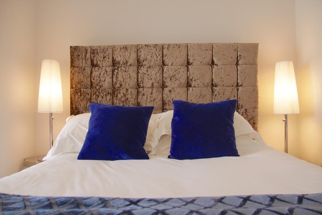Lux Living - Marino Place Apartment *