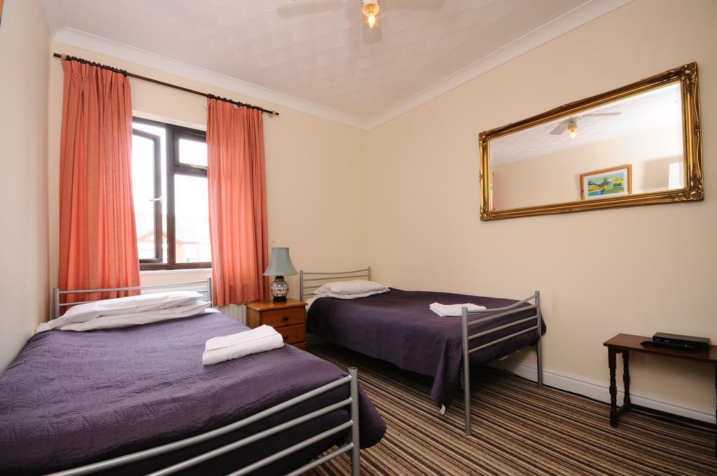 Guest house The Rathmore