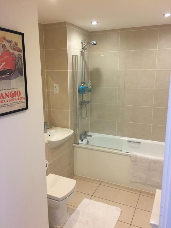 Gilbert House Apartment *