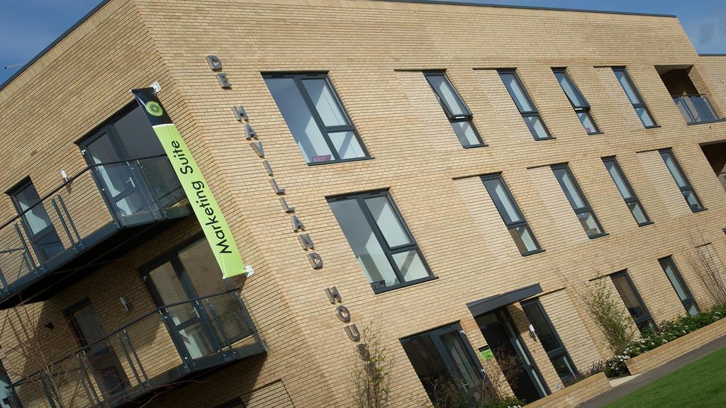 Tailored - De Havilland House * Cambridge (Cambridgeshire)