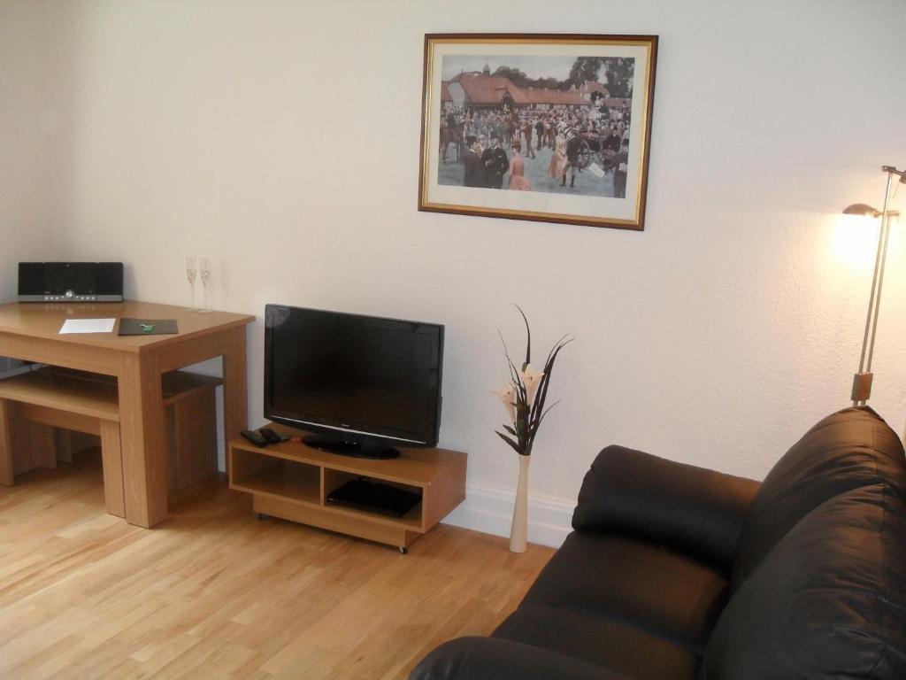 Homerton House Apartment