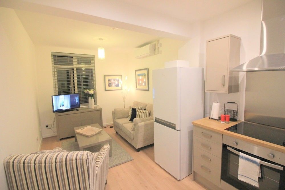 Apartment Sweet *