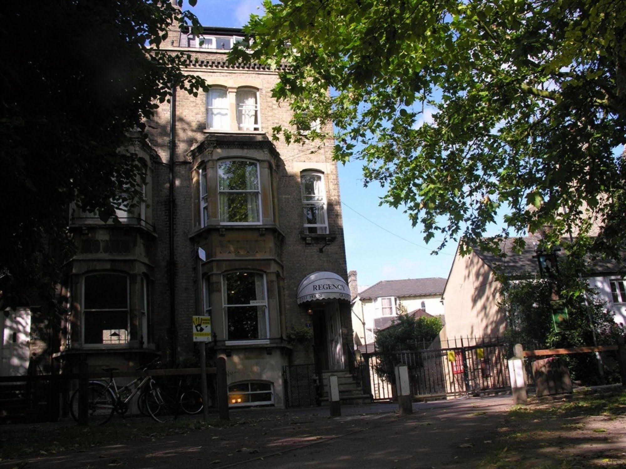Regency House Guest house 3*