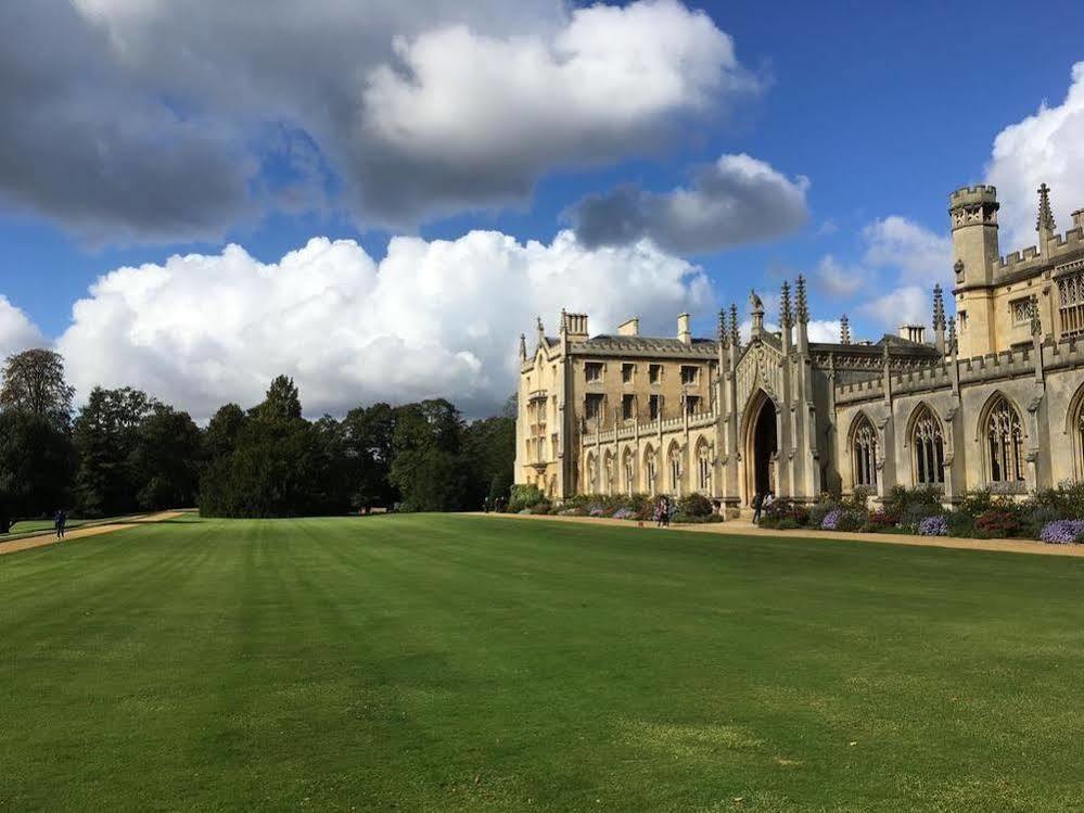 Acorn 4* Cambridge (Cambridgeshire)