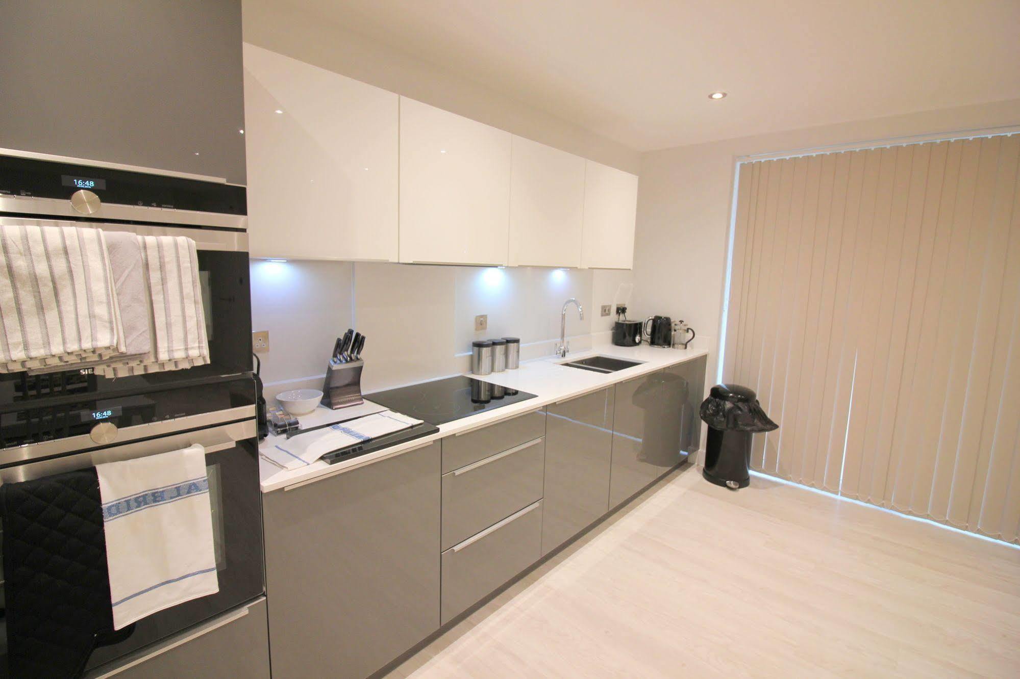Peymans - The Station Serviced Apartment