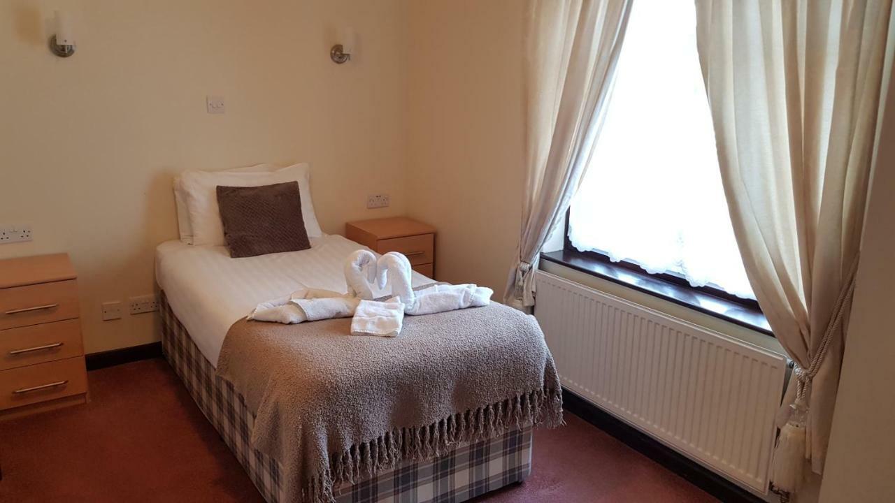 Aylesbray Guest house 3*