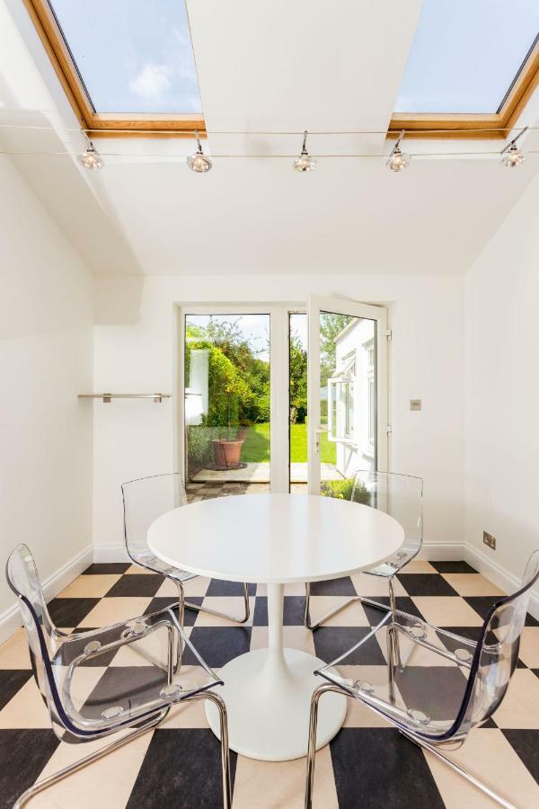 The Queen Edith Place - Lovely 6bdr In Secluded Area