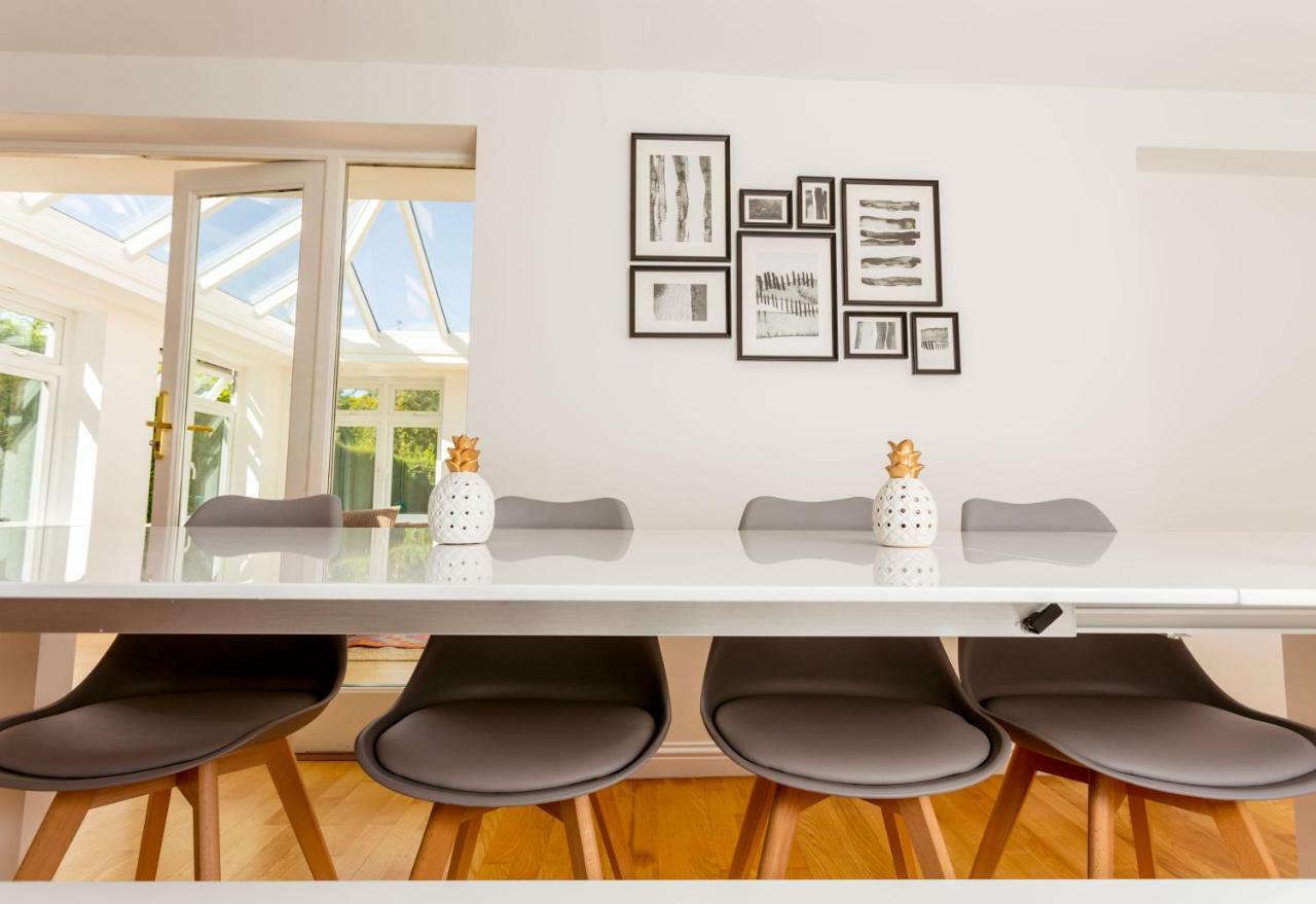 Apartment The Queen Edith Place - Lovely 6bdr In Secluded Area *