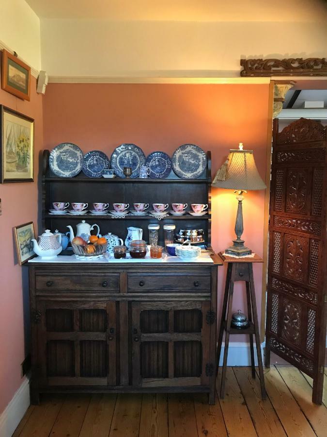 Harry's Bed & Breakfast