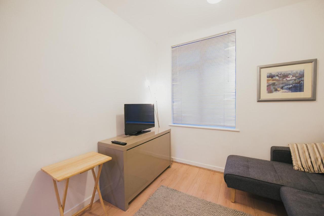 Apartment Sweet *