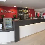 Ramada Cambridge