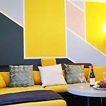 Epicsa - Family & Corporate Stay Mews Apartments With Free Parking