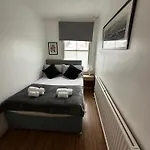 3 Bed Flat With Pool Table