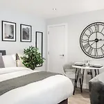 Tailored Stays - Central Cambridge Studios, Free Parking