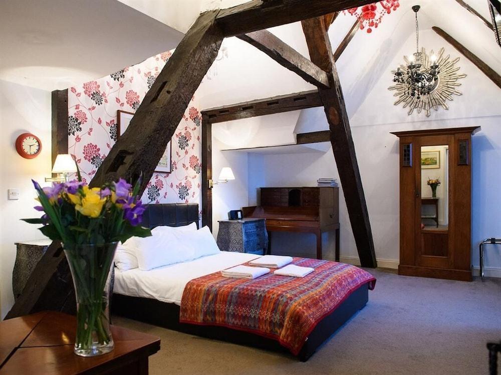 Bed & Breakfast Anstey Hall 4*