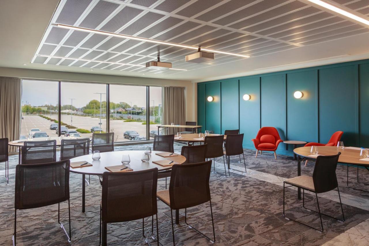 Novotel Cambridge North Hotel