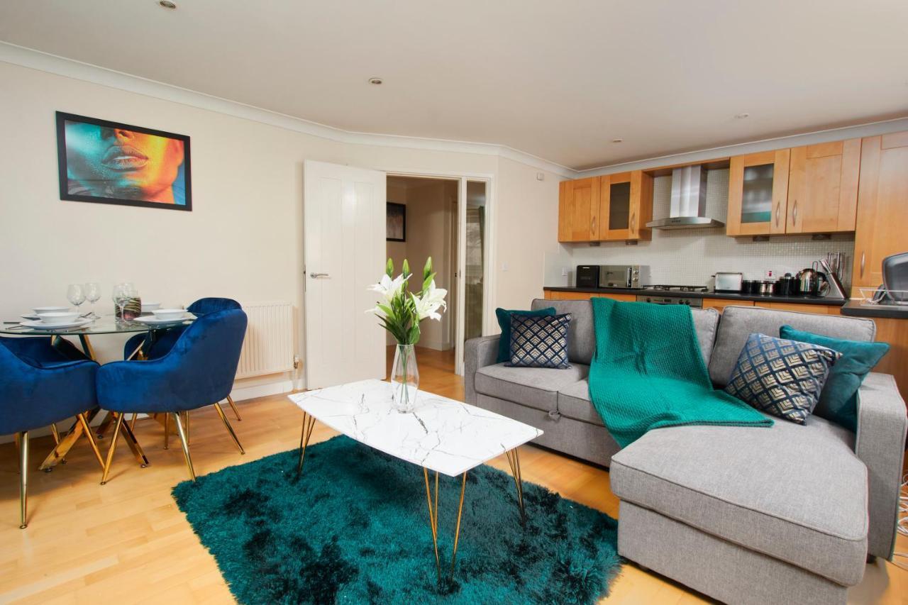 Apartment Exquisite Abode - Sleeps 6 - Parking *