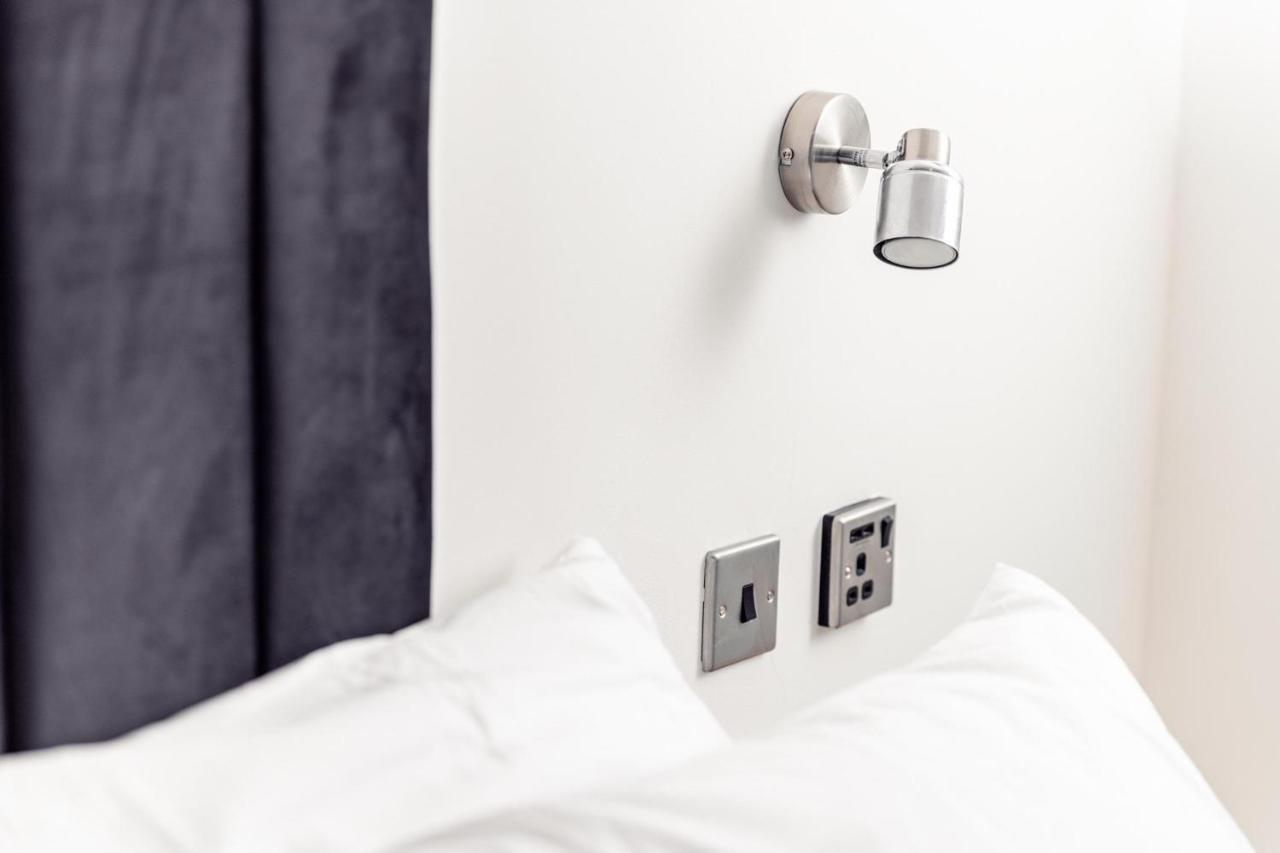 House Hotel 2*