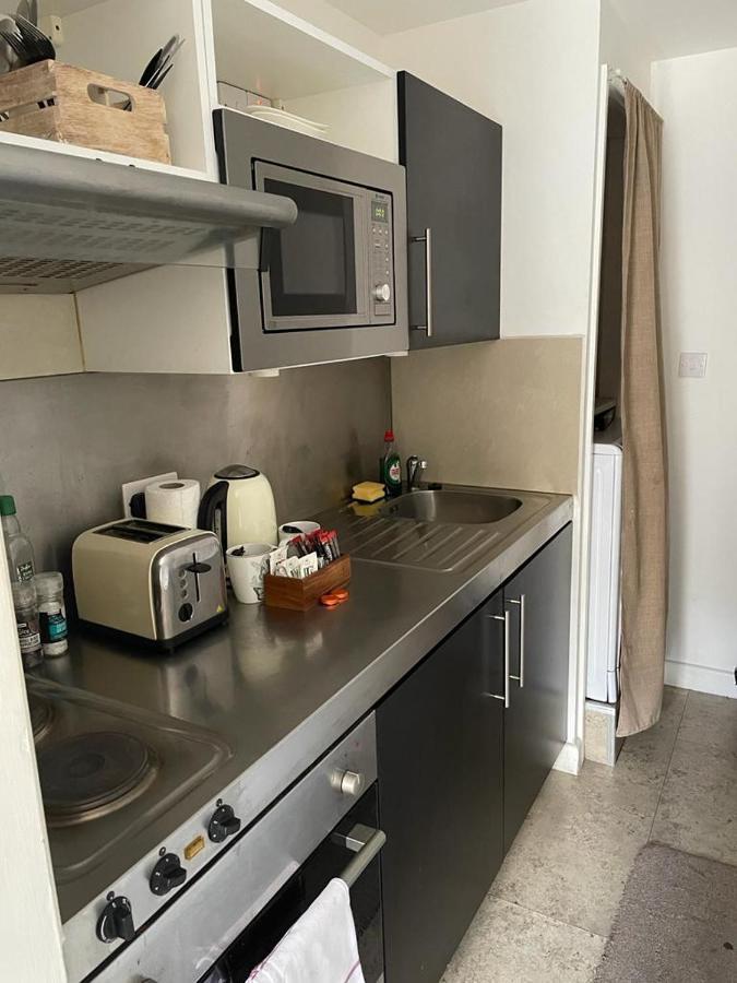 Koala & Tree - Big Studio At The Heart Of - Short Lets & Serviced