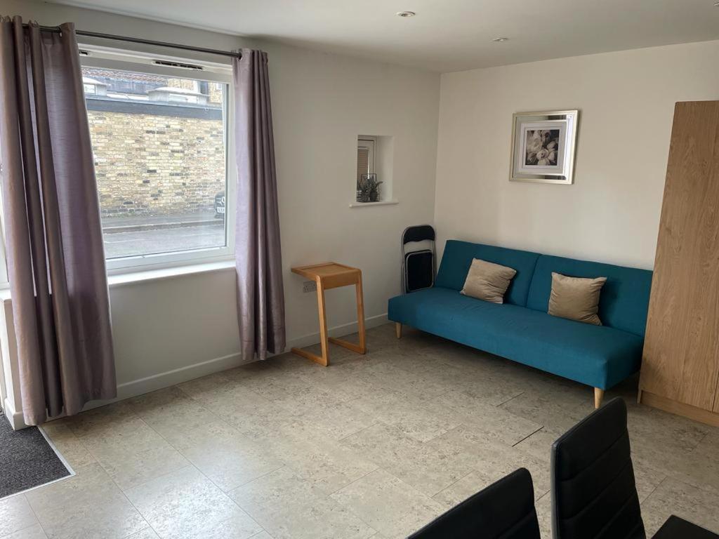 Koala & Tree - Big Studio At The Heart Of - Short Lets & Serviced Apartment *